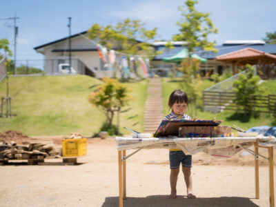 自由画 - 一人ひとりの「見えている世界」をそのまま表現